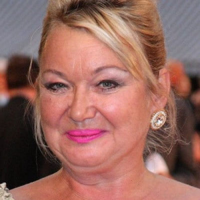 nicola-duffett